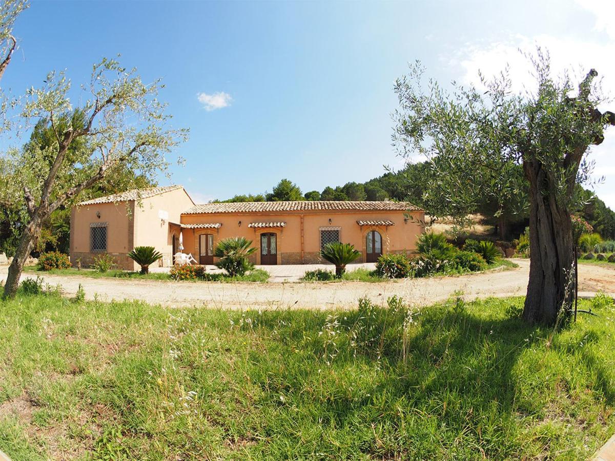 Agriturismo Il Drago Mirabella Imbaccari Zewnętrze zdjęcie
